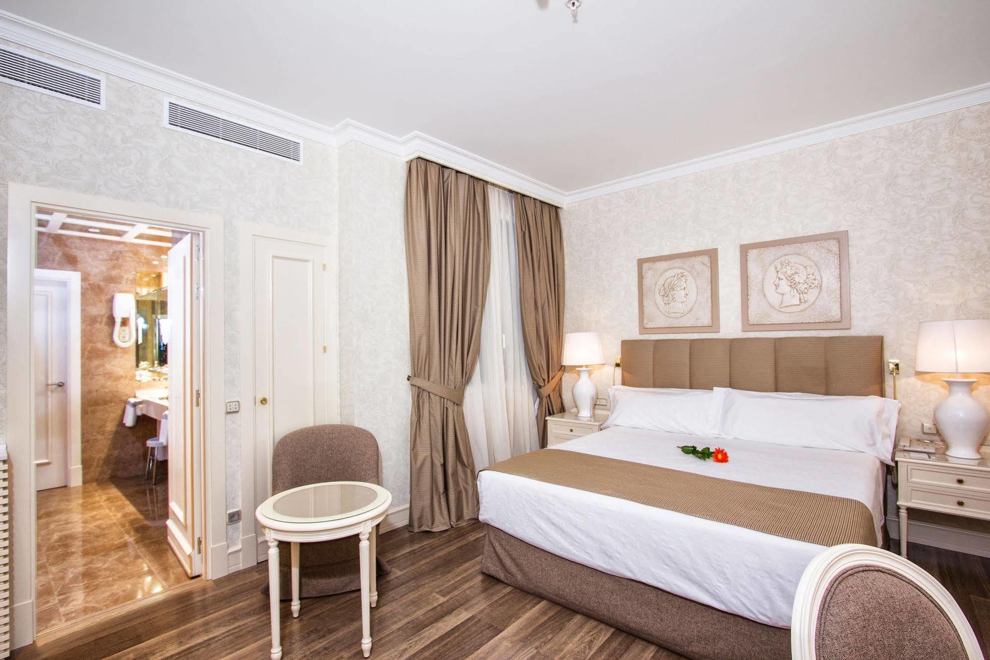 Hotel Atlántico Madrid Kültér fotó